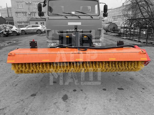 Покупайте Передняя щетка КДМ и другое навесное оборудование для КДМ по выгодной цене в СПЕЦДОРМАШ!