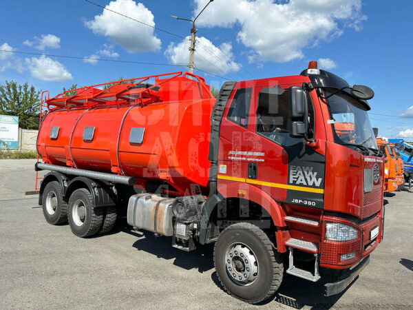 Покупайте Автотопливозаправщик АТЗ-203 на шасси FAW J6 и другие модели по выгодной цене в СПЕЦДОРМАШ!