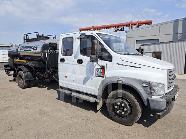 Покупайте Автогудронатор на базе ГАЗ NEXT и другие модели по выгодной цене в СПЕЦДОРМАШ!